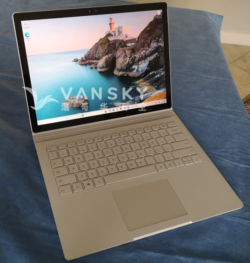 260207164219_Microsoft Surface Book 1.jpg